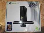 Konsola Xbox 360 250gb z kinect i gry karton oryginalny zestaw idealny