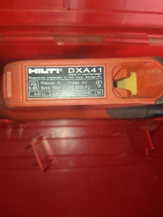 Pistola de pregos Hilti