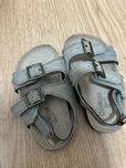 Vendo sandalias Oshkosh