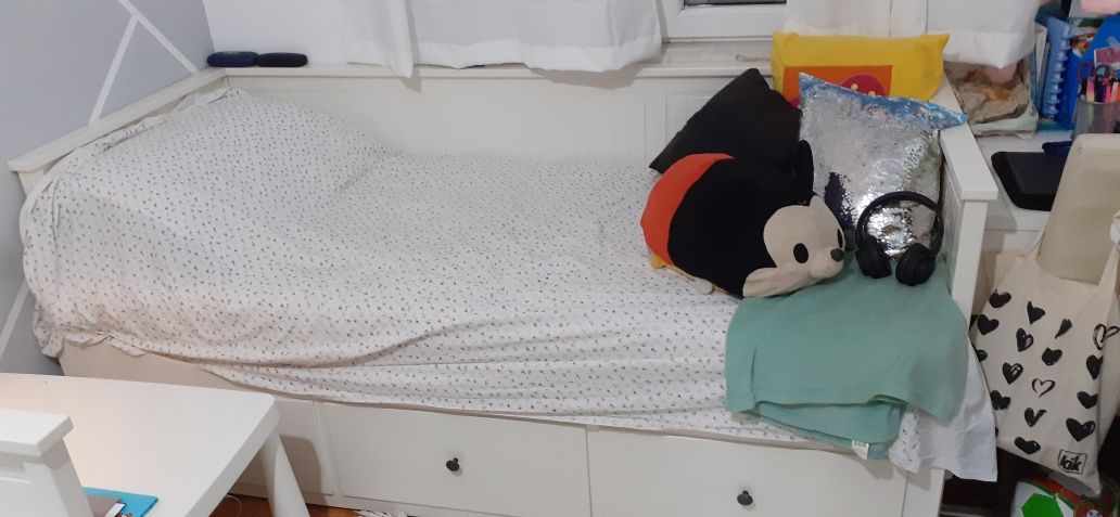 Cama solteiro ikea