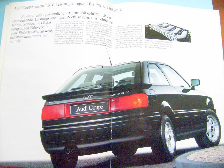 AUDI 1989 prospekt 56 str. BDB (80, 90, Coupe, 100, 200, Quattro, V8)