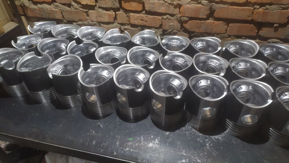 Поршень СМД, ЯМЗ, КАМАЗ, Д-245, Д-260, ЮМЗ, Т-40, МТЗ Іі різні.