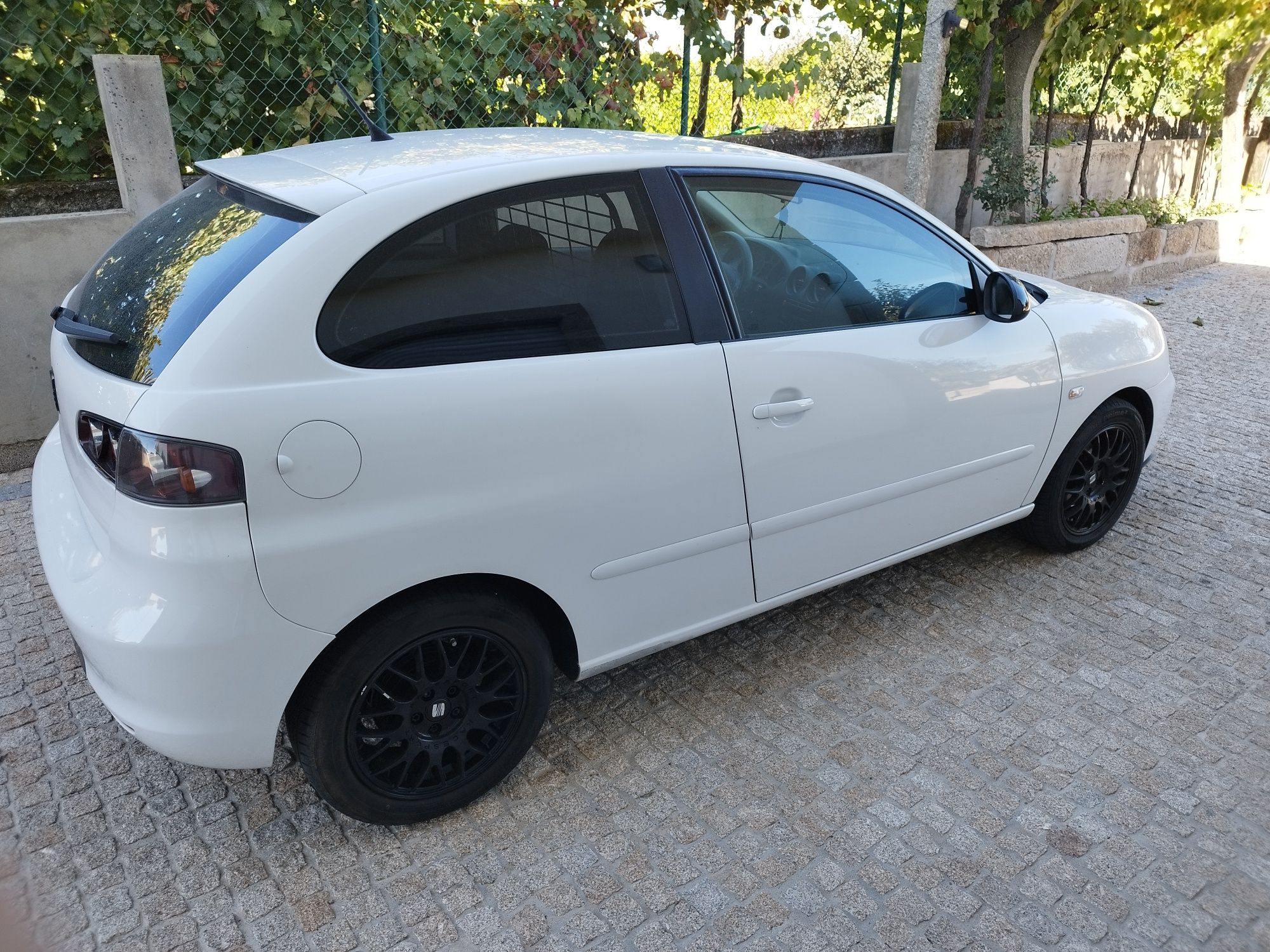 SEAT Ibiza 6l comercial