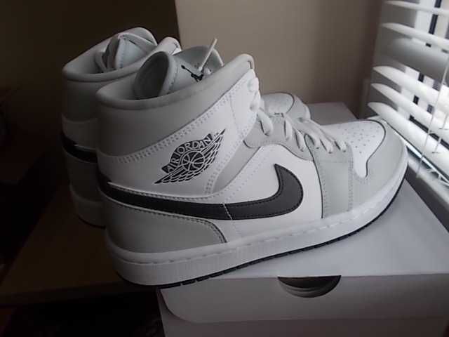 (r 39 /25 cm) Nike Jordan 1 Mid Light Smoke Grey Women's BQ6472,-015