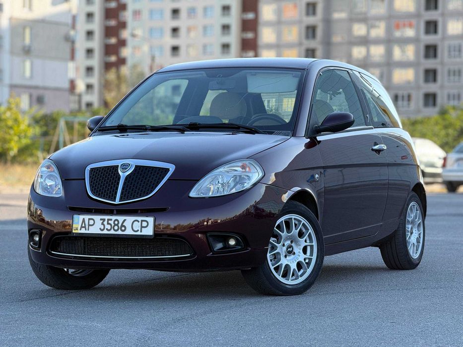 Lancia Ypsilon 2007, 1.4 бензин, автомат, 133 тыс.км