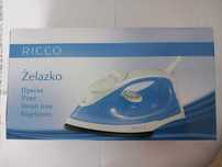 Nowe żelazko parowe Ricco ze zbiorniczkiem na wodę. Moc 1200W