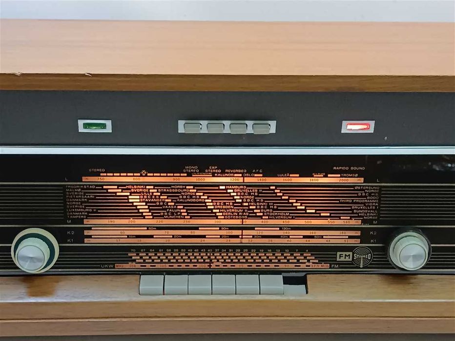 Radio lampowe Philips B7X44A /19 stereo