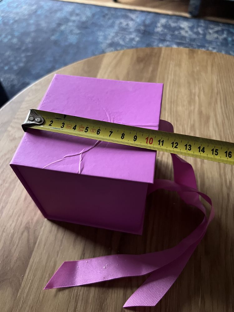 Pudełko na prezent różowe z kokardką
