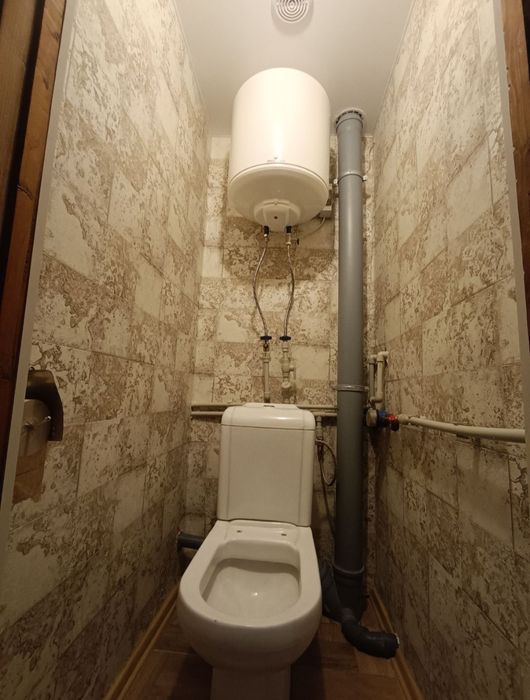 Власник Аренда 2к.кв Жадова Державності