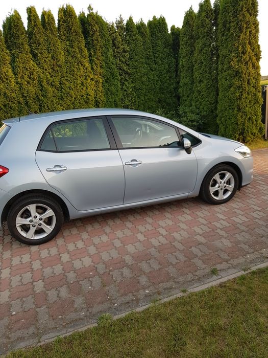 Toyota Auris 2012r.