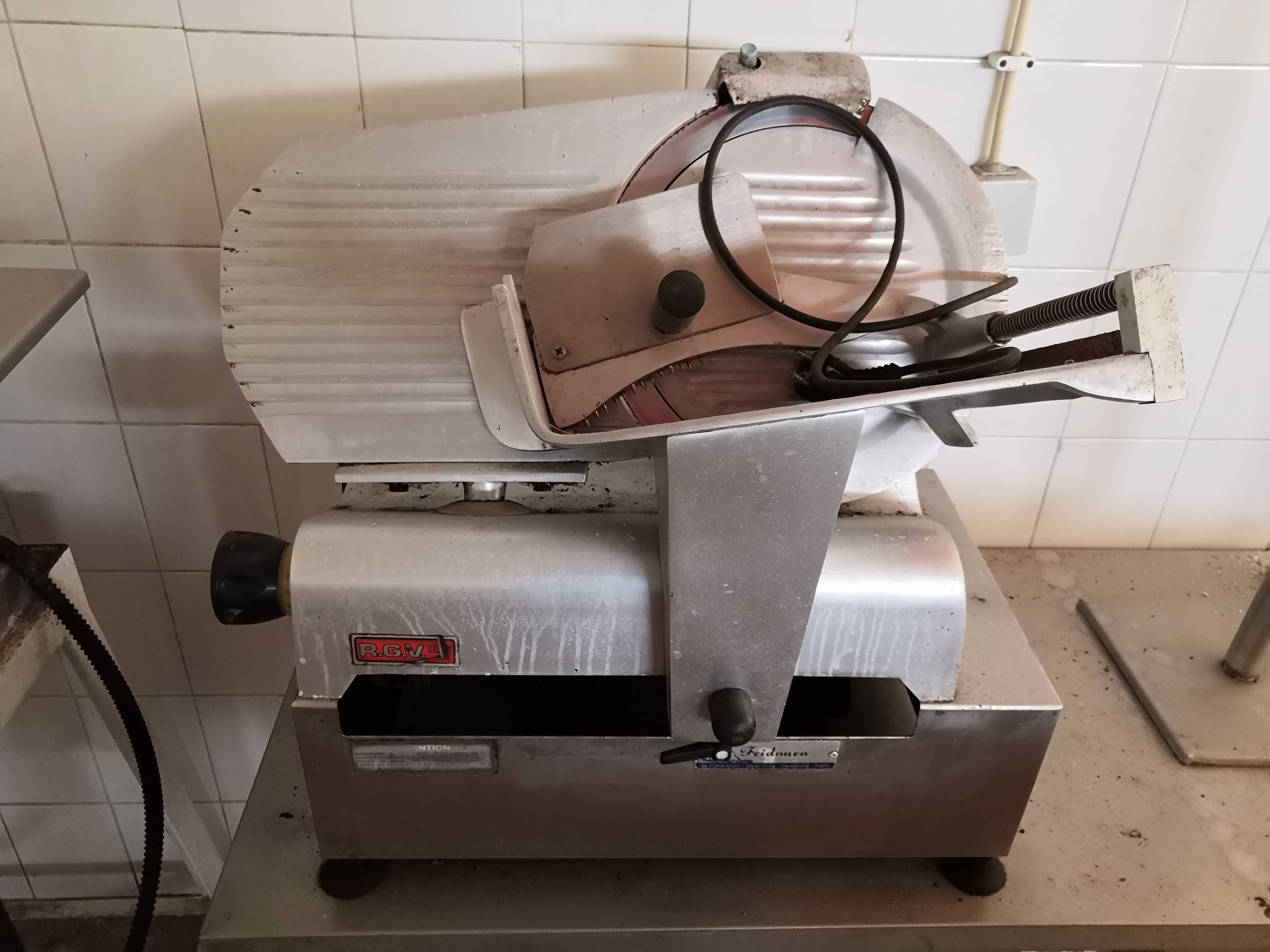 Fiambreira industrial RGV automatica