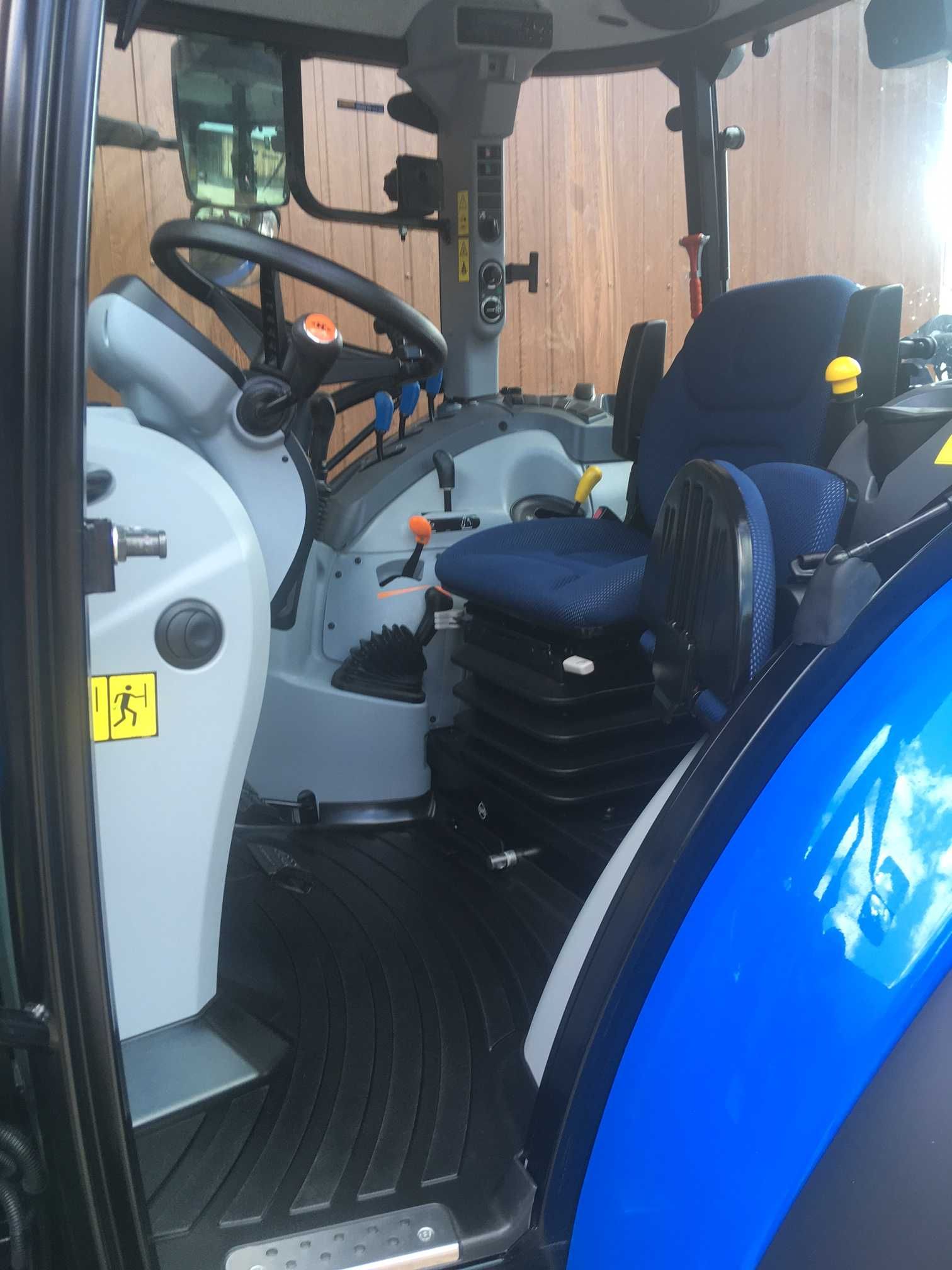 New Holland T4.75, T475 75 KM, z 2020 roku, tylko 217 mth, jak NOWY.