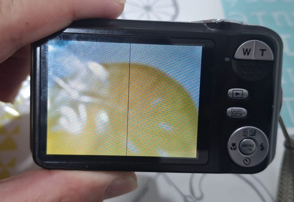 Fujifilm FinePix JV200 - sem carregador