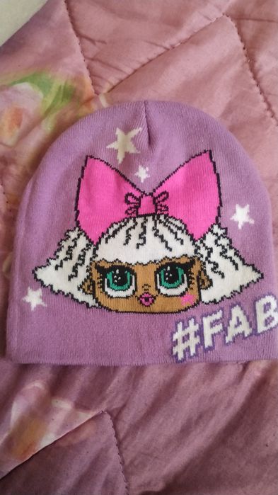 Шапочка для девочки с куклой ЛОЛ L.O.L