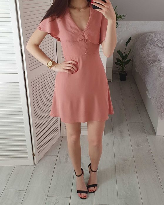 River island pudrowa sukienka falbanka zwiewna 34 XS