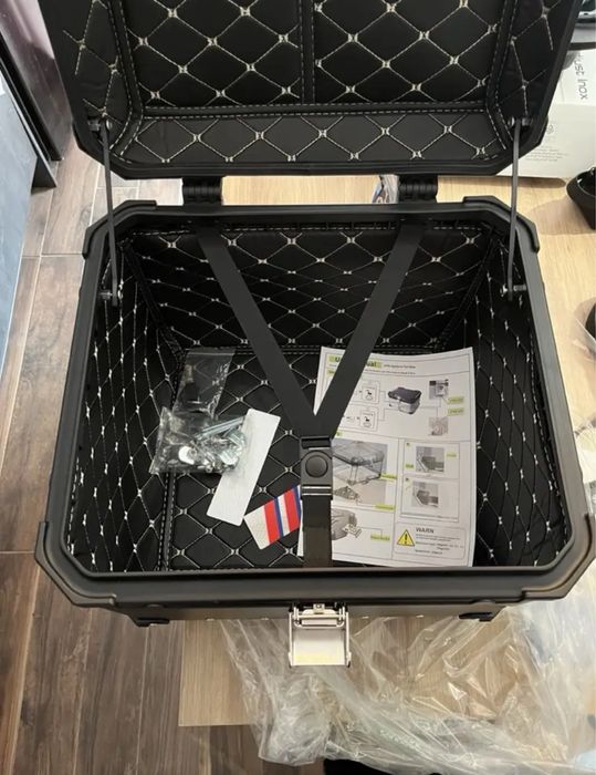 Top case moto 45 L novos