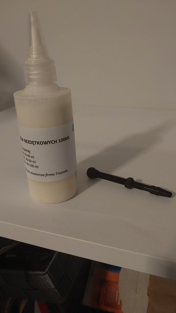 Mleczko Trezado do systemu bęzdętkowego, 100 ml + zawory i klucz