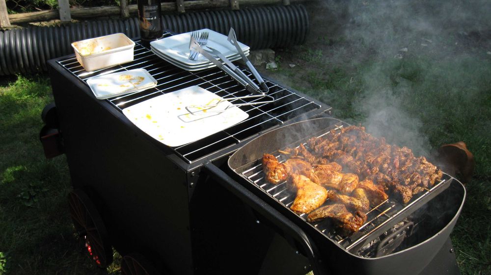 Grill ogrodowy lokomotywa