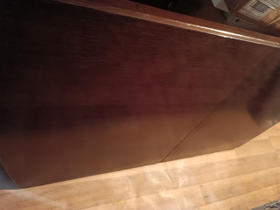 Stół drewniany i 8 krzeseł do kompletu