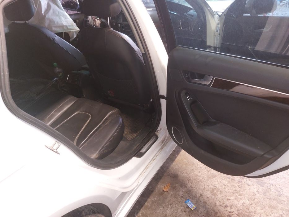 Салон Audi A4 B8 розборка шрот запчасти карти кожа сидіння диван шкіра