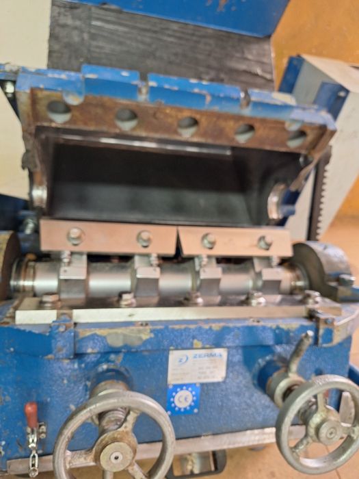 Młyn młynek kruszarka rozdrabniarka do tworzyw Zerma GSE-300/600 18kw