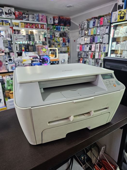 Продаю принтер Samsung SCX-4100