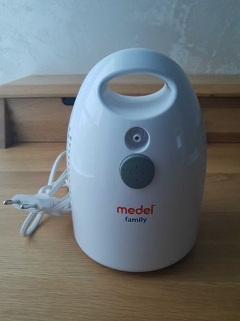 Inhalator nebulizator pneumatyczno-tłokowy Medel Family