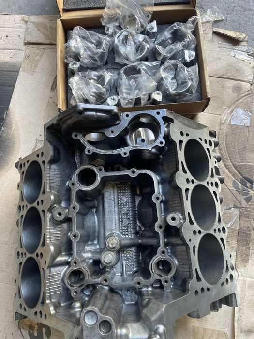 3.0 tfsi Audi Гільзування блока , поршні , вкладиші стд 0.25 0.50