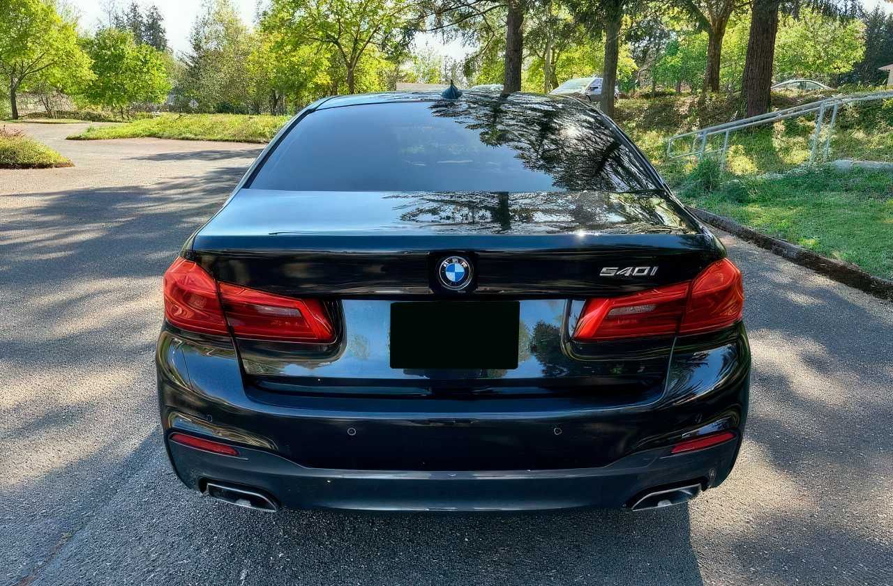 2018 BMW 5 Series 540i