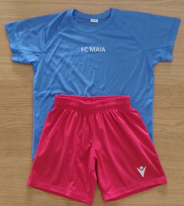 Equipamento futebol FCMaia Lidador