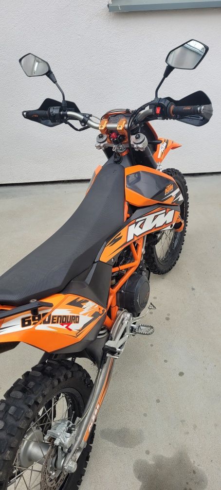 KTM 690 enduro LC4