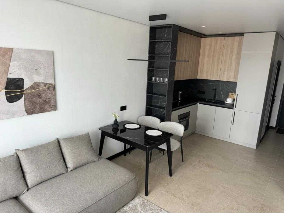 ЖК White Lines | Гардеробна | Голосіївська Деміївка Теремки | Центр