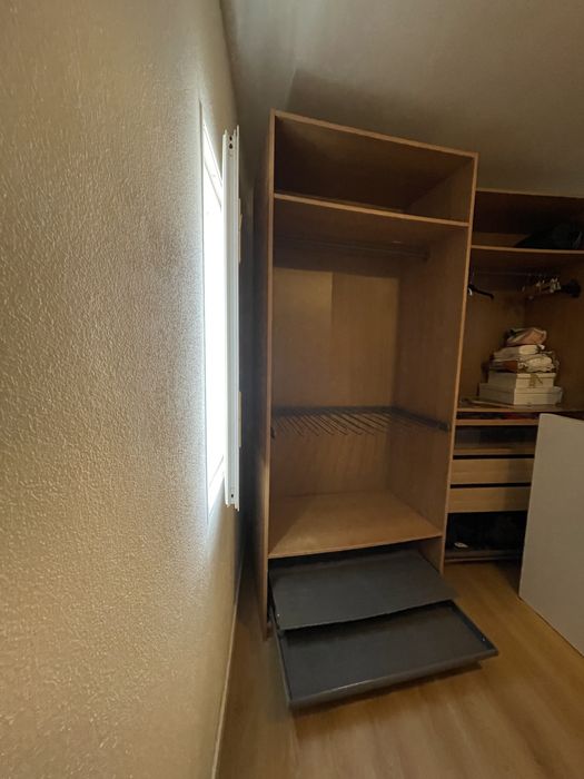 Roupeiros pax ikea