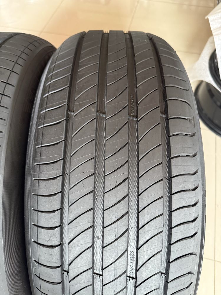 Шини літні 235/45/20 Michelin Primacy4 235 45 r20