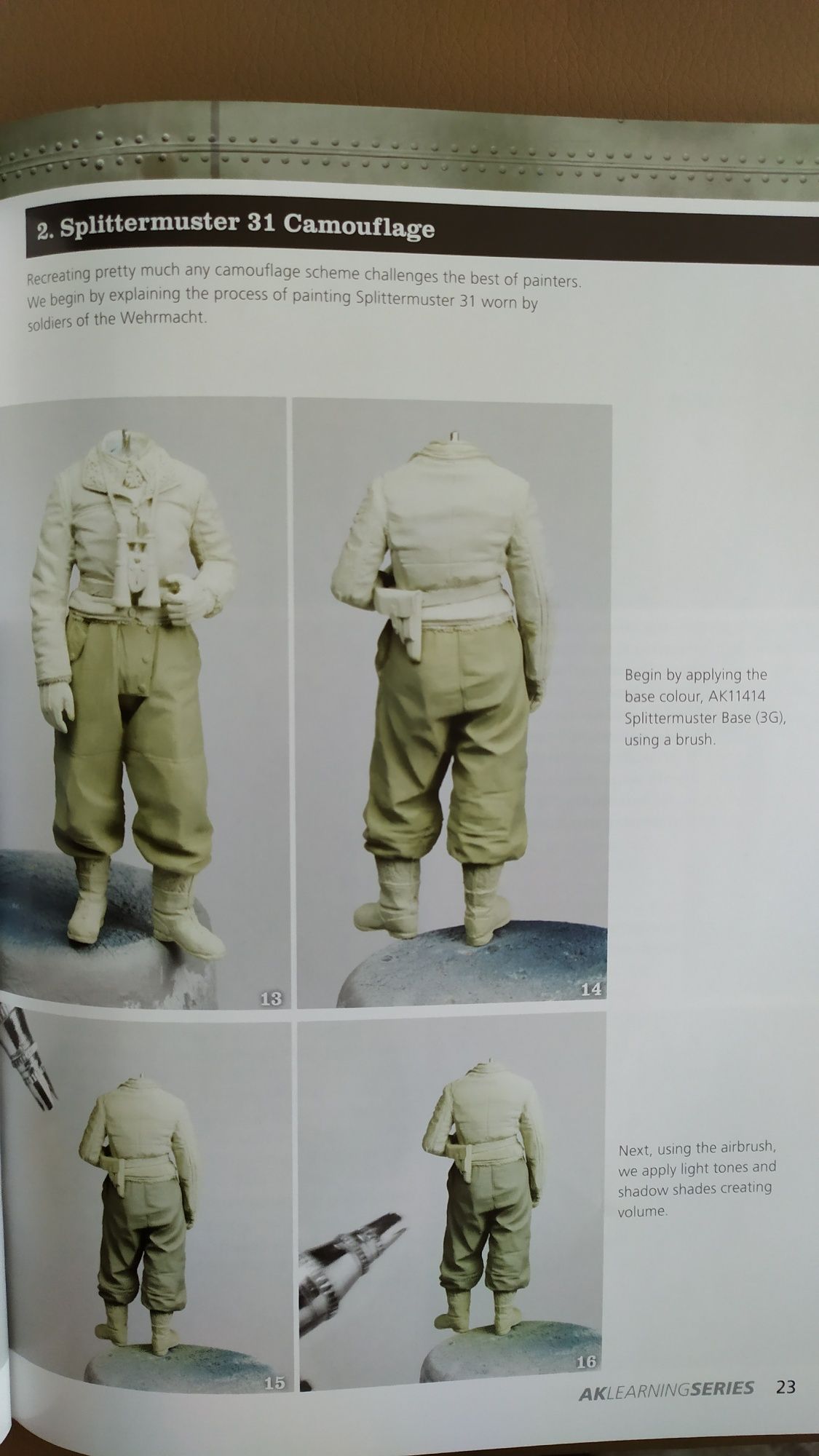 Książka AK panzer crew uniforms