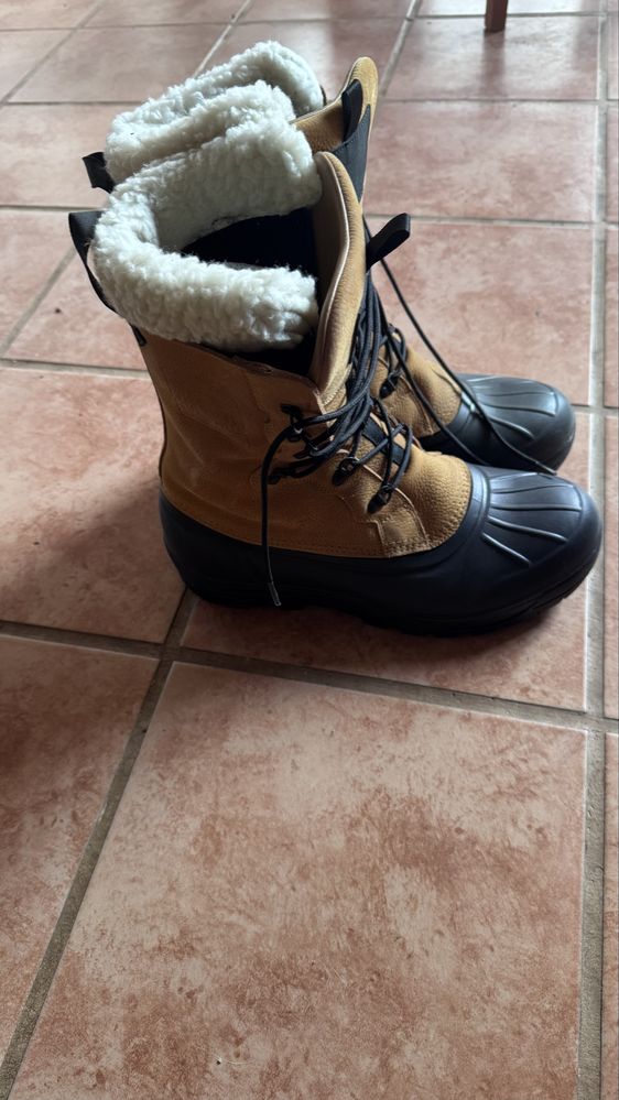 Quechua watherproof snow boots leather