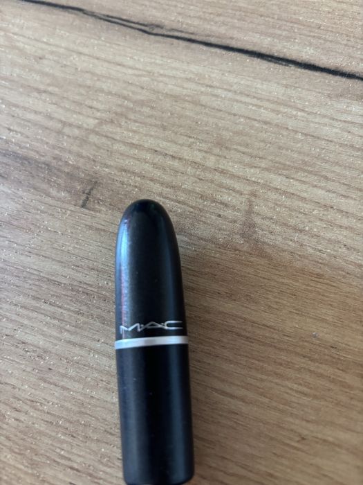 Szminka pomadka Mac Mehr