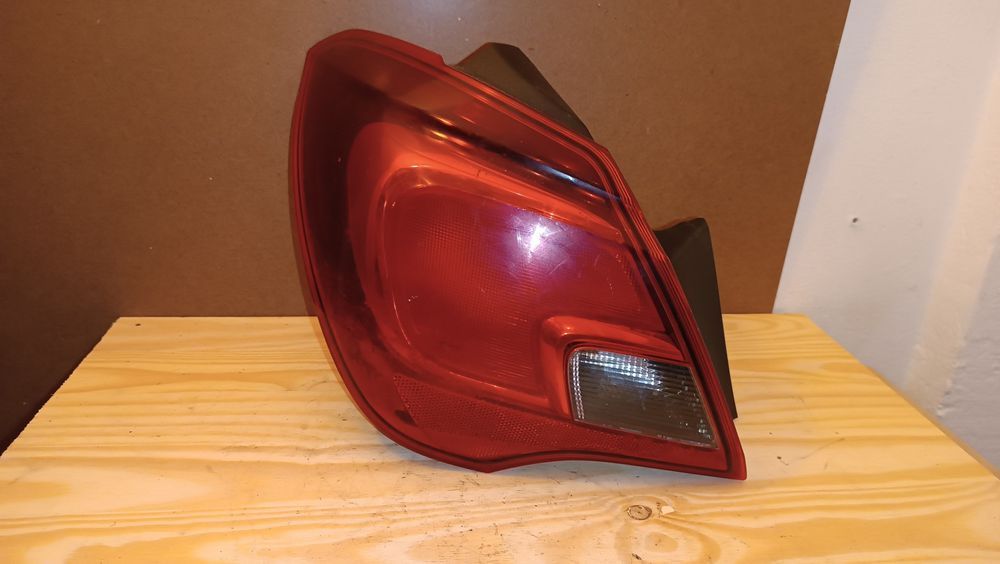 Vendo farolim esquerdo de Opel corsa E ano 2014/16
