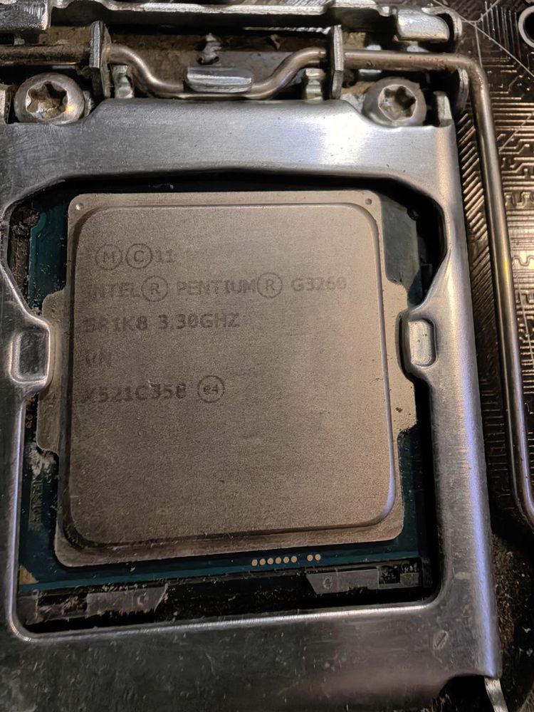 ASRock H81pro BTC с процем и памятью