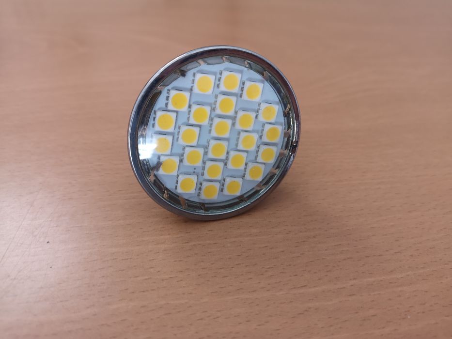 Lâmpadas LED 4,5W 3000k A++