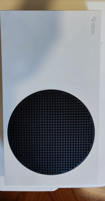 Xbox Series S 512 GB – Estado Impecável + Extras Incluídos