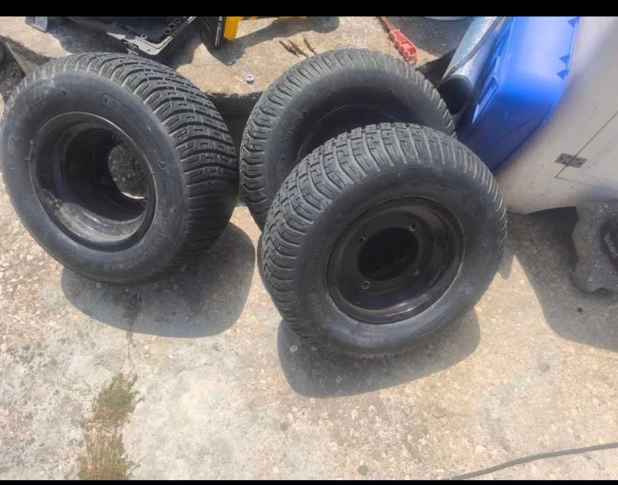 Jantes com pneus Polaris Predator 500