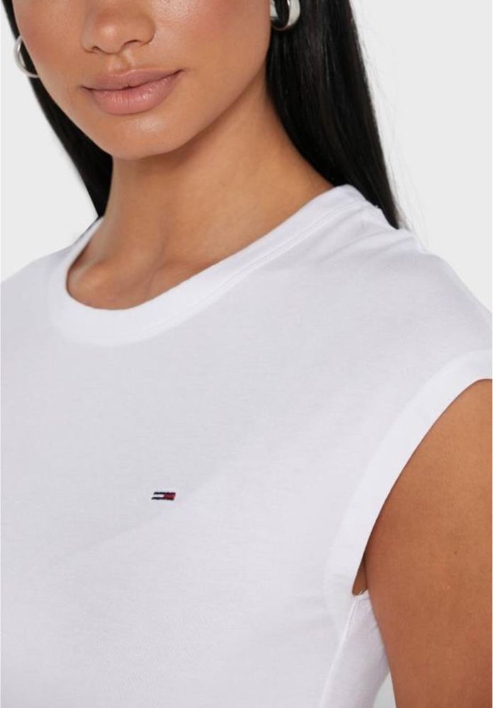 Футболка жіноча Tommy Jeans біла