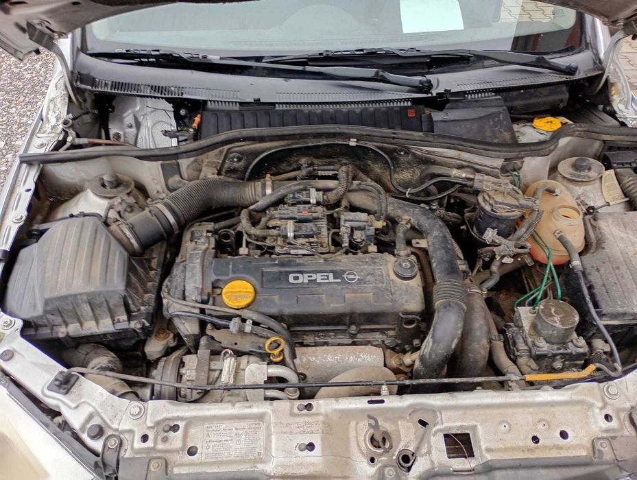 Części Opel Combo silnik, maska, drzwi, skrzynia biegów, lampy