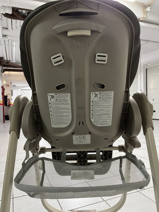 Cadeira de papa Chicco — confortável e ajustável