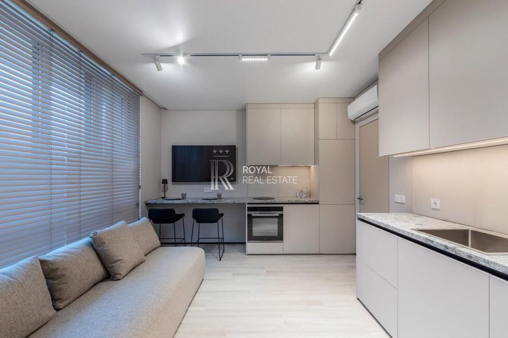 Продаж квартири Київ 2к 43м2 ЖК Новопечерська Вежа вул Михайла Бойчука