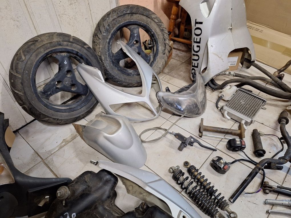 Peugeot Speedfight 2 części owiewki koło amor lampa chłodnica plastik