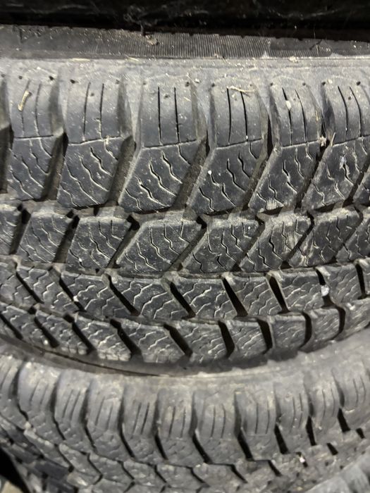 Koła zimowe 195/65/16C  vw 5x120