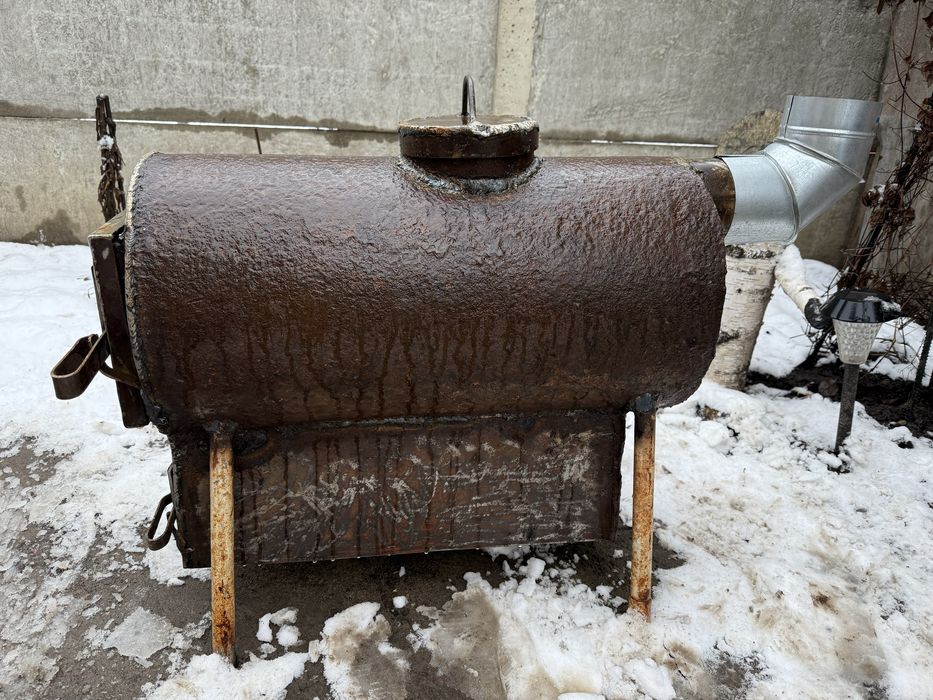 Буржуйка (опалення приміщення)