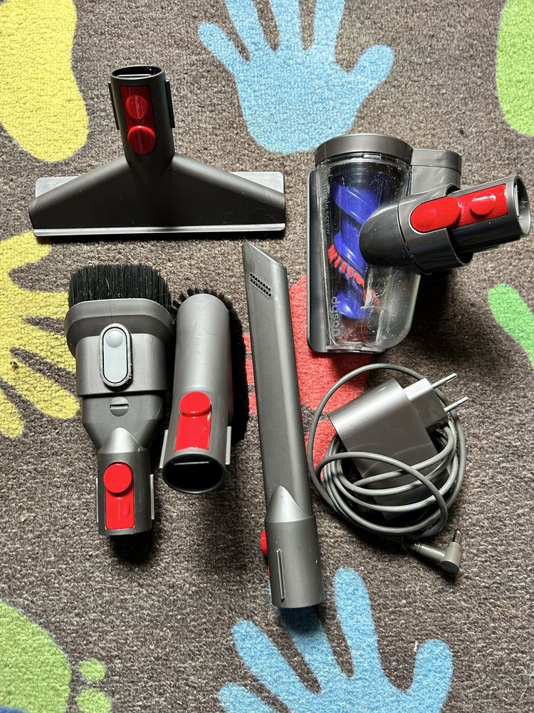 Dyson v15 detect fluffy